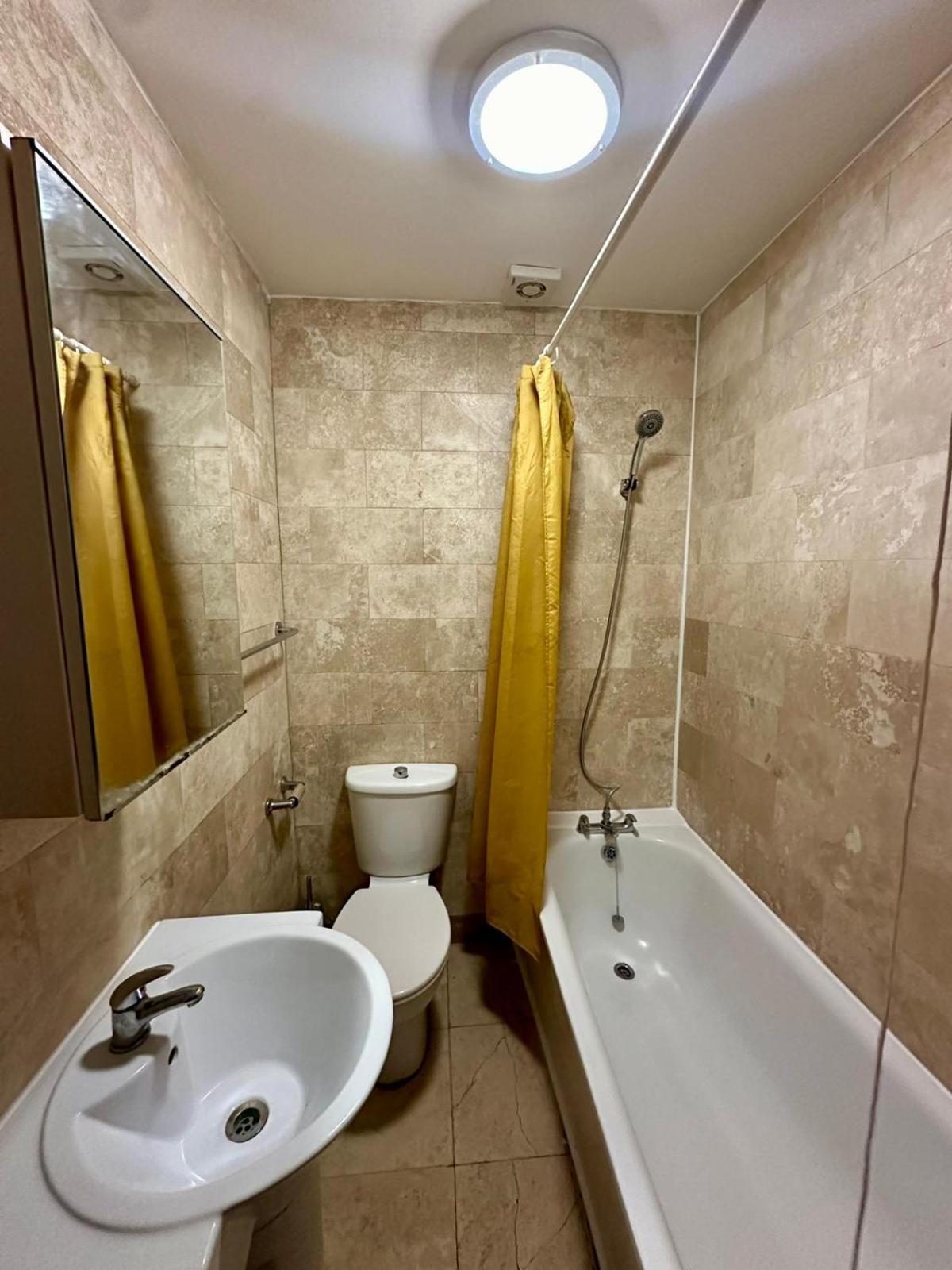 Lovely 1 Bed Apartment 2 Min To Station London Eksteriør bilde