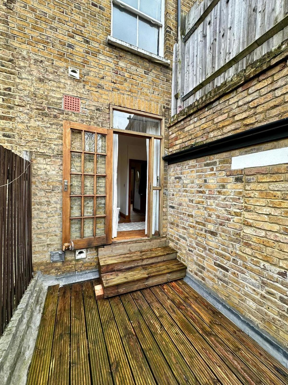 Lovely 1 Bed Apartment 2 Min To Station London Eksteriør bilde